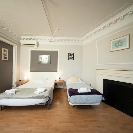 Wow Hostel Barcelona Exterior foto