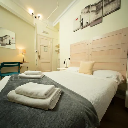 Wow Hostel Barcelona Exterior foto